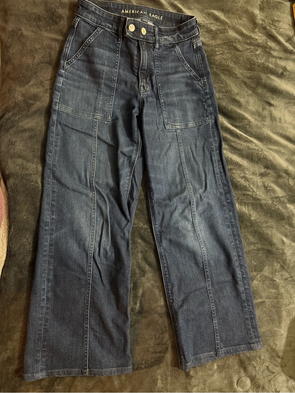 American Eagle Super High Rise Baggy Wide Leg Jeans